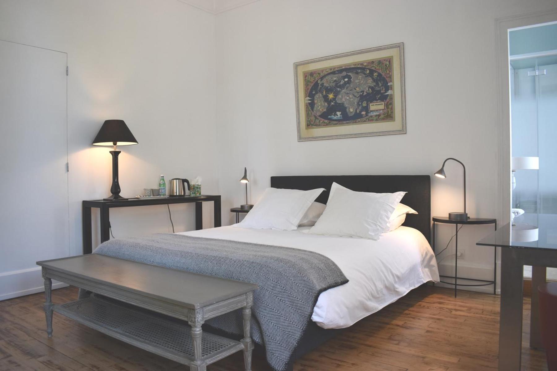 베르뇔 다브르 에 디통 Manoir Des Tuileries Du Buisson B&B 객실 사진