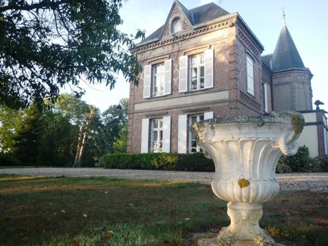 베르뇔 다브르 에 디통 Manoir Des Tuileries Du Buisson B&B 외부 사진