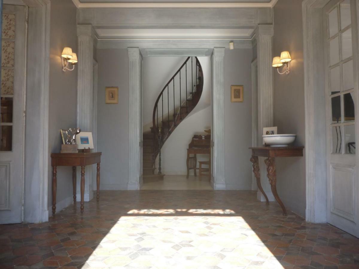 베르뇔 다브르 에 디통 Manoir Des Tuileries Du Buisson B&B 외부 사진