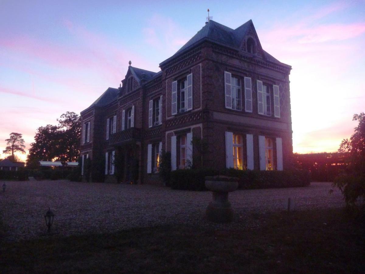 베르뇔 다브르 에 디통 Manoir Des Tuileries Du Buisson B&B 외부 사진